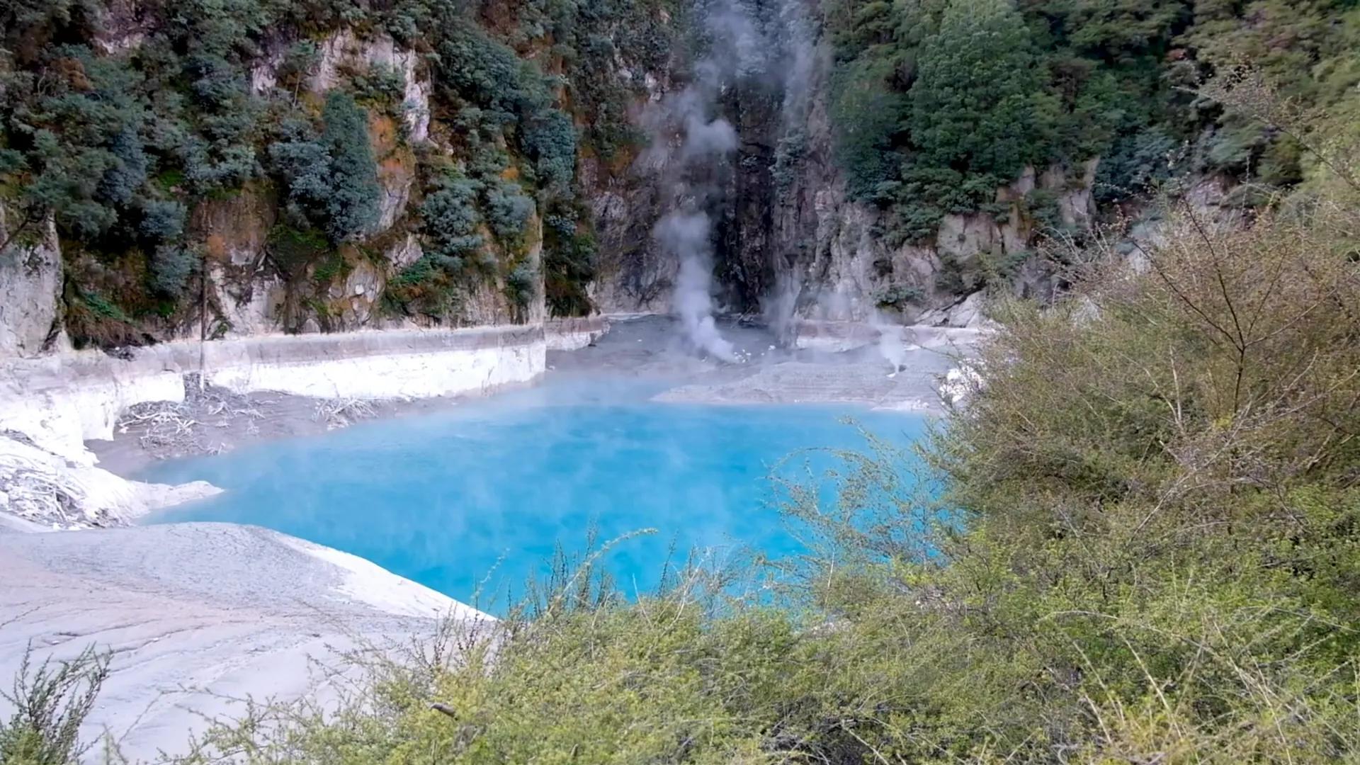 Geothermal features at Waimangu Volcanic Valley