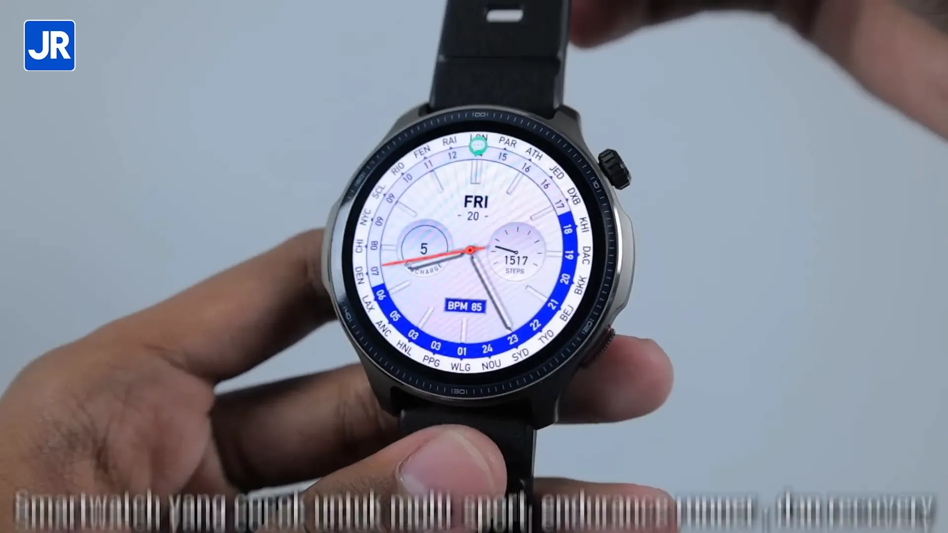 Tampilan depan Amazfit Balance 2 dengan layar AMOLED yang cerah dan desain premium