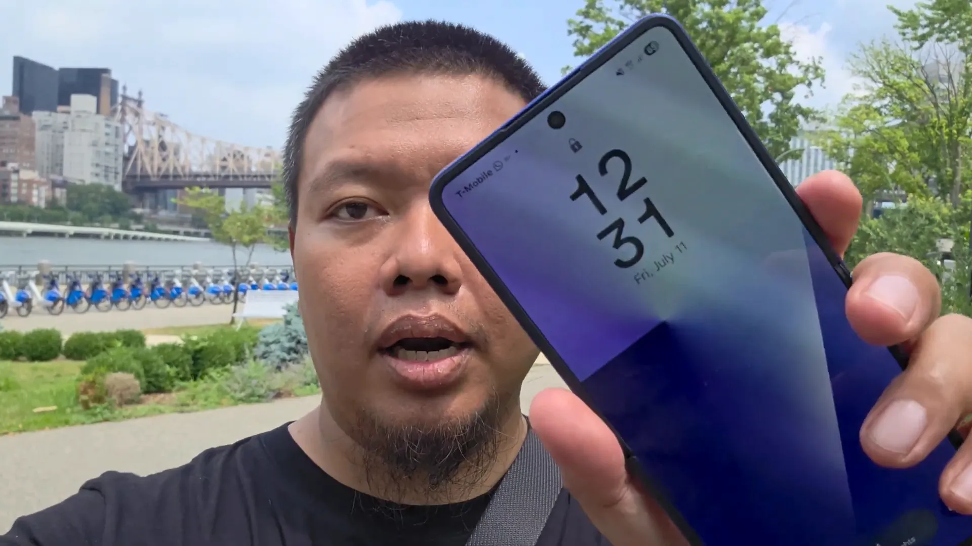 Tampilan sisa baterai Samsung Galaxy Z Flip7 setelah penggunaan seharian