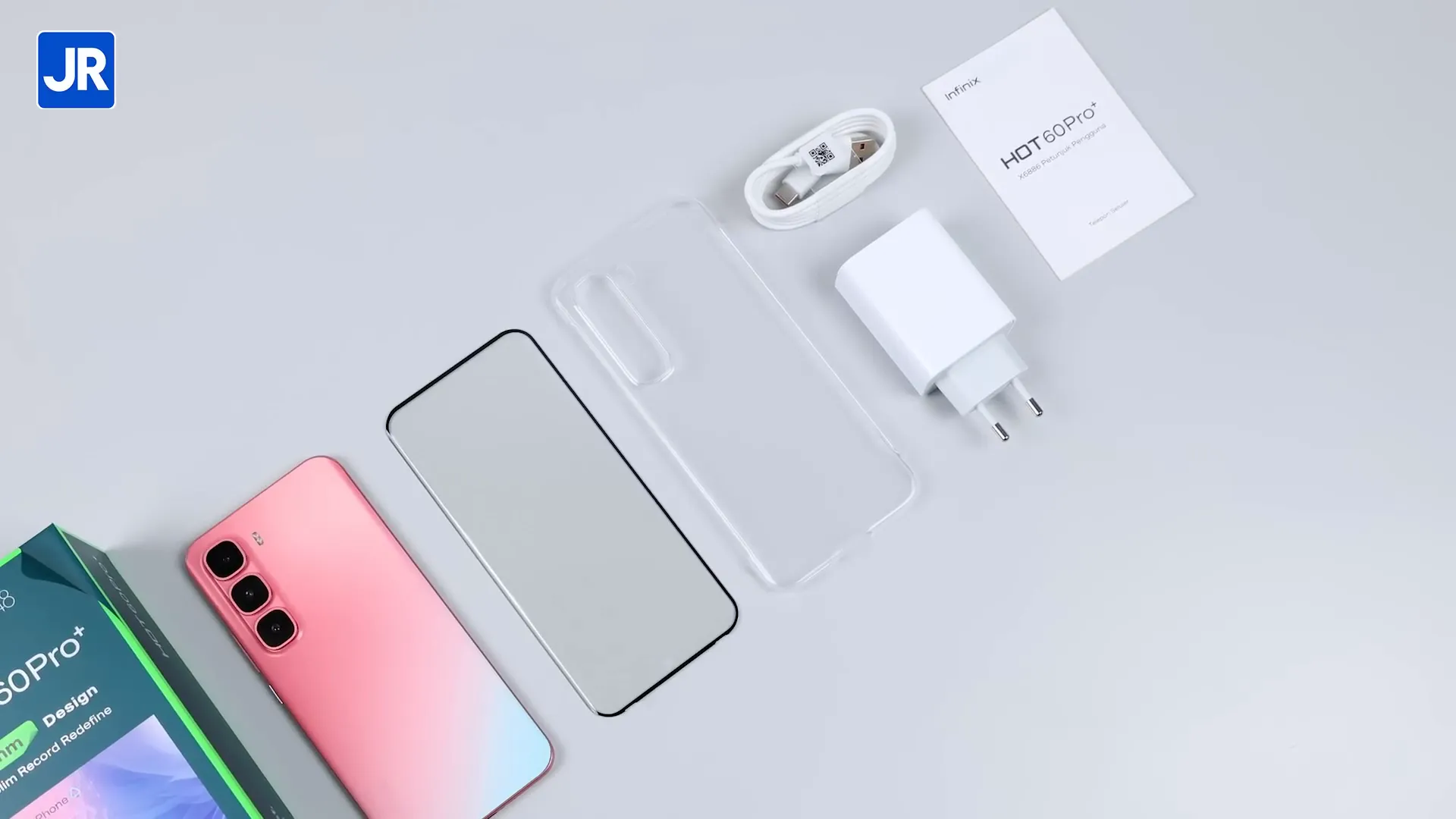 Tampilan depan Infinix Hot 60 Pro+ dengan layar melengkung dan modul kamera belakang