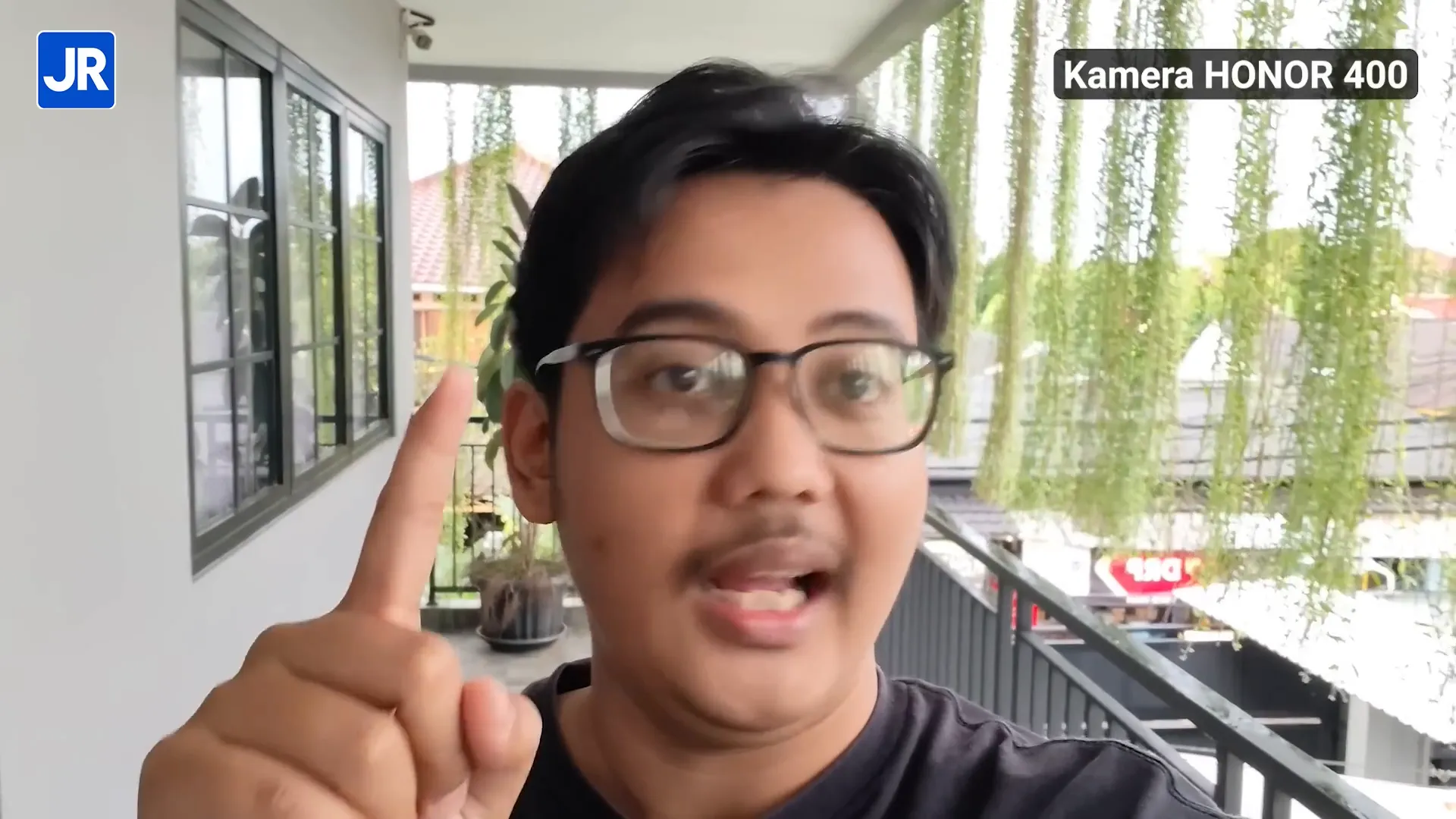 Pengujian kamera Honor 400 dengan dual microphone