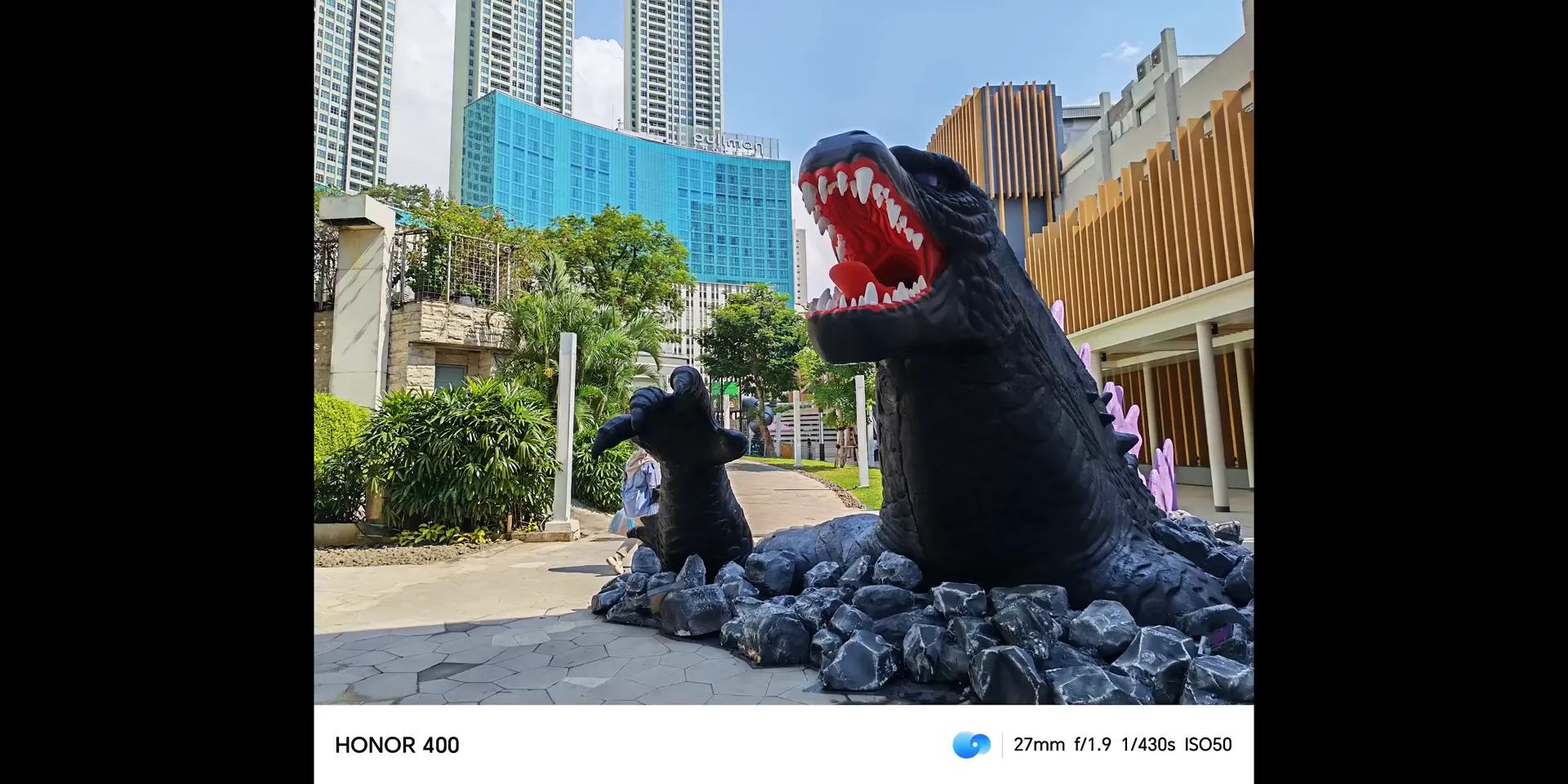 Hasil foto kamera utama Honor 400