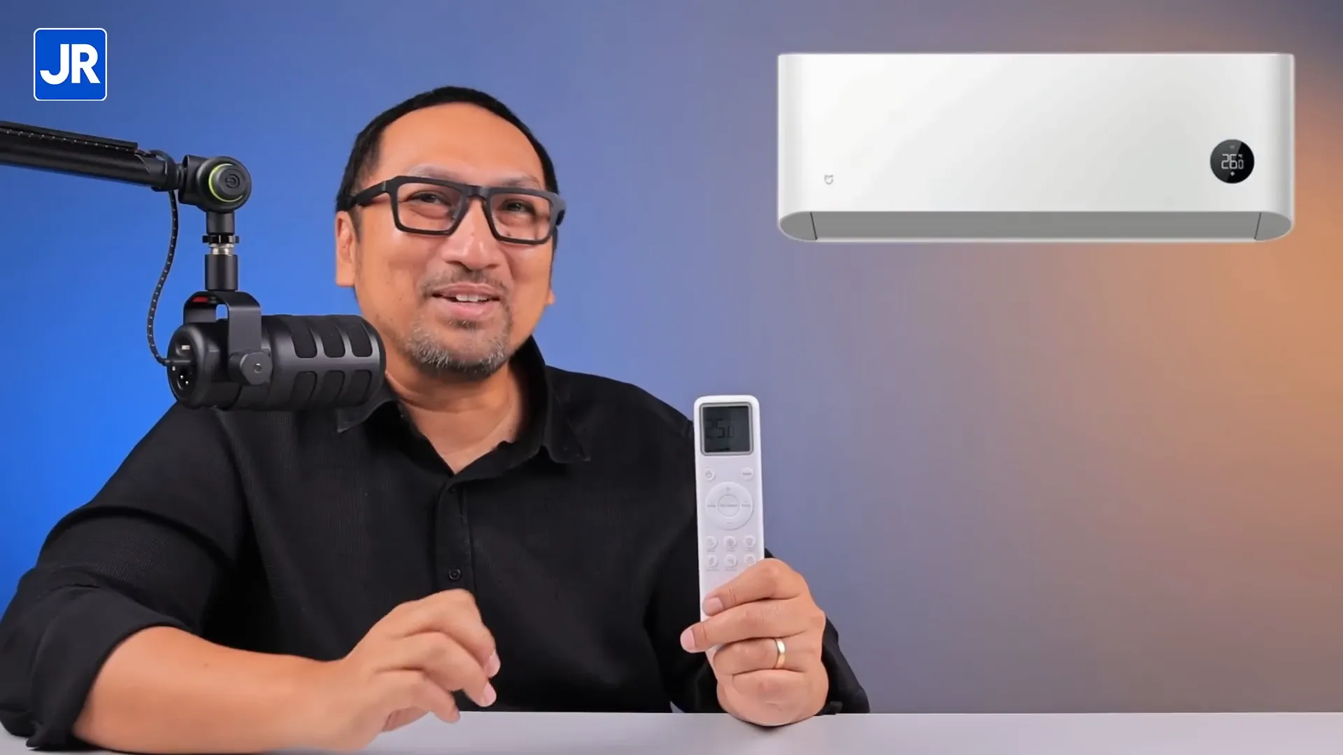 Unit AC Mijia AC Pro Eco yang sedang beroperasi dengan fitur lengkap