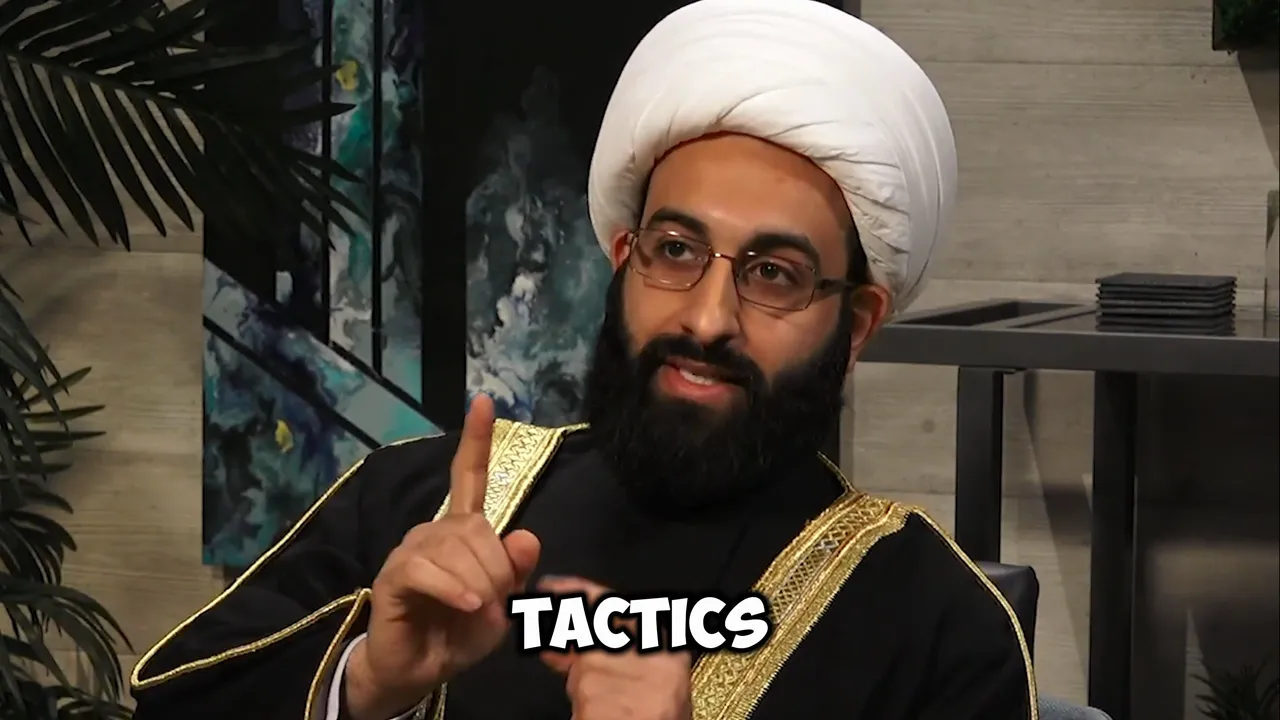 Imam discussing differences between Islamist and Muslim