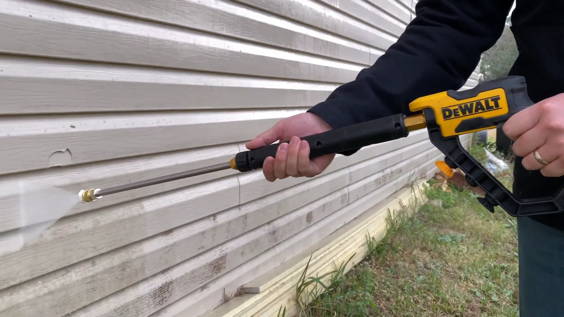 Thông số kỹ thuật máy rửa xe pin Dewalt