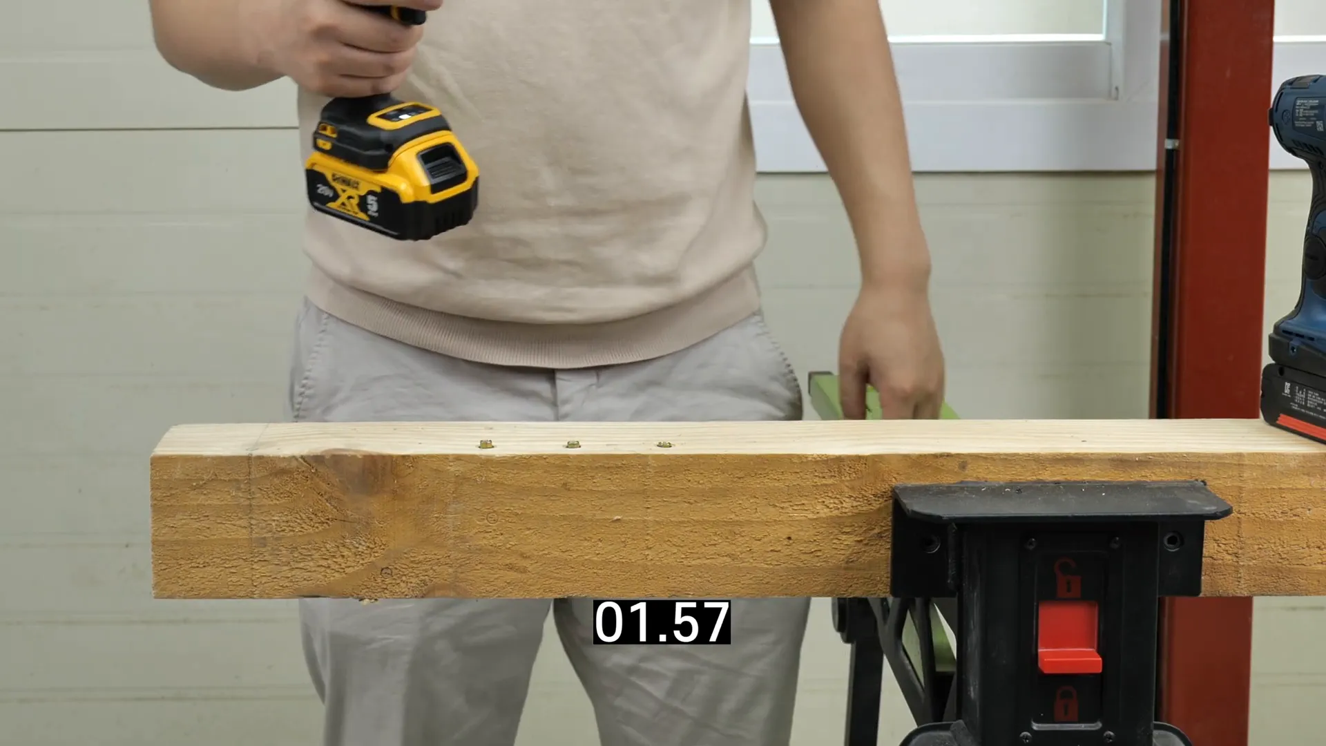 Thử nghiệm tốc độ máy bắn vít