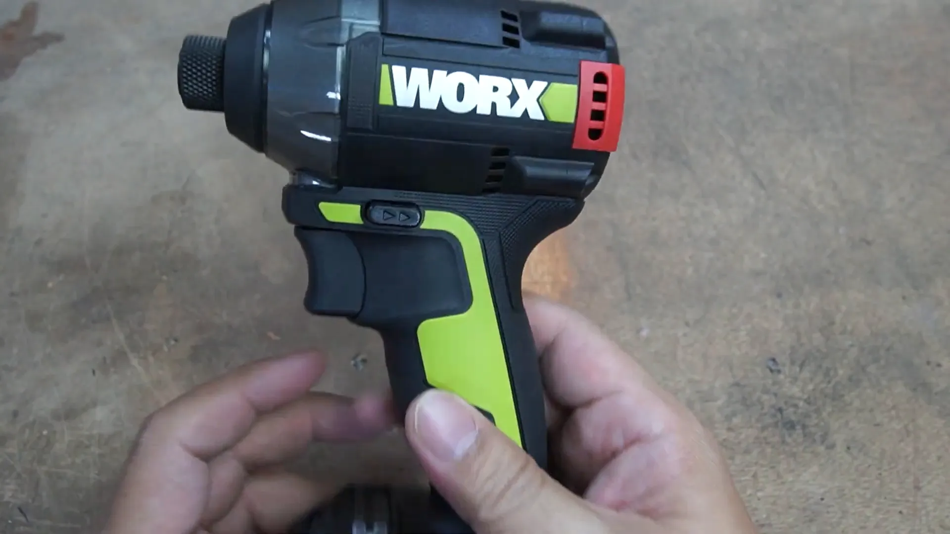 Thiết kế của máy bắn vít Worx WU291D