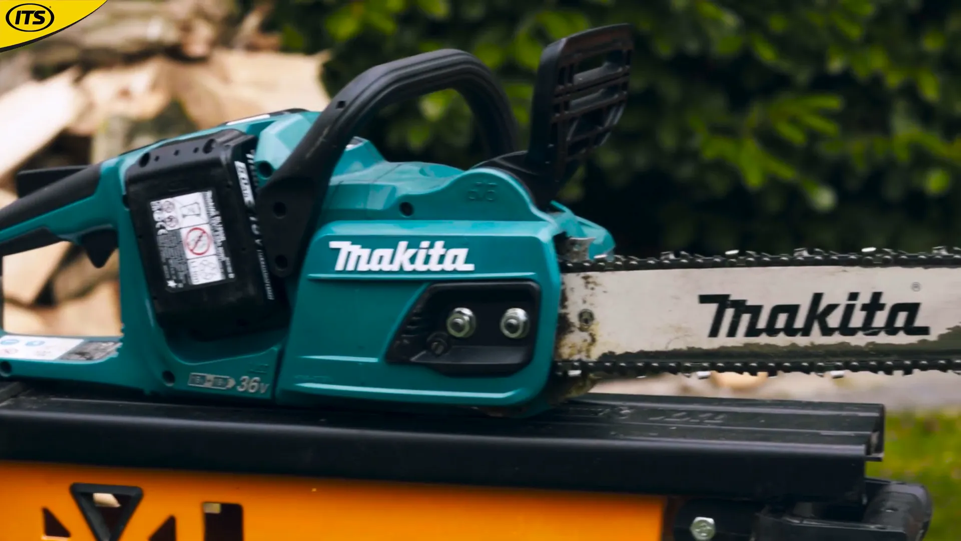 Makita DUC355Z Chainsaw Overview