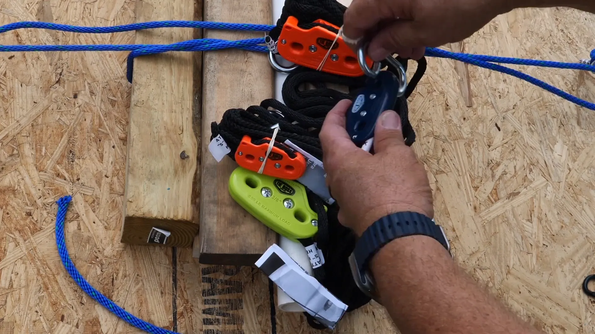 Tính năng tự khóa thông minh của dây buộc Tie Boss