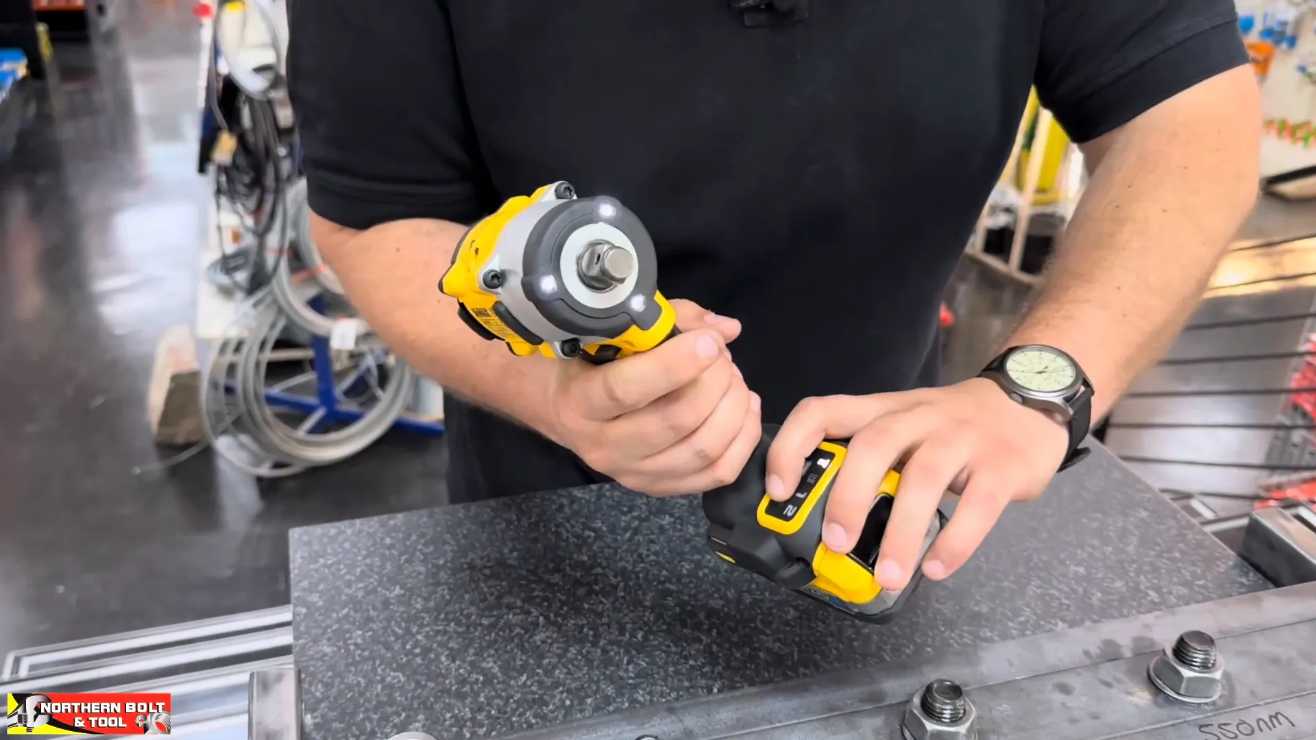 Tính năng auto stop của Dewalt