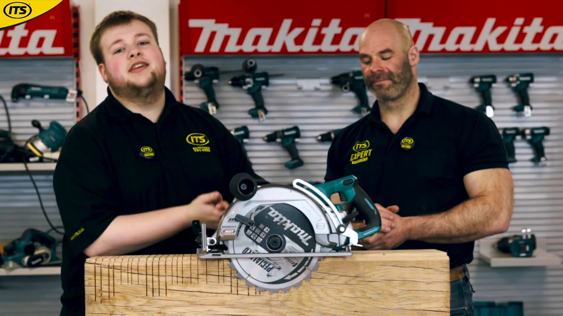 Makita RS002GZ 40V Circular Saw