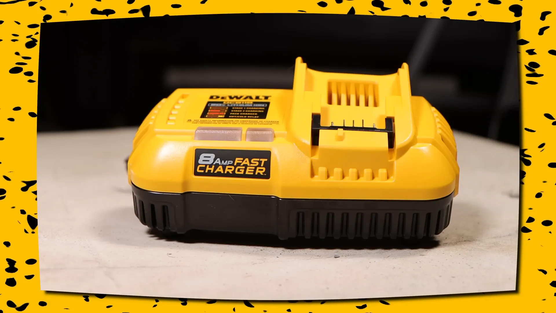 Hộp máy khoan Dewalt DCD1007