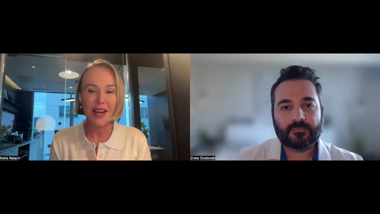 Clear split-screen video call with the presenter smiling on the left and the guest listening on the right, showing a professional long-form discussion.