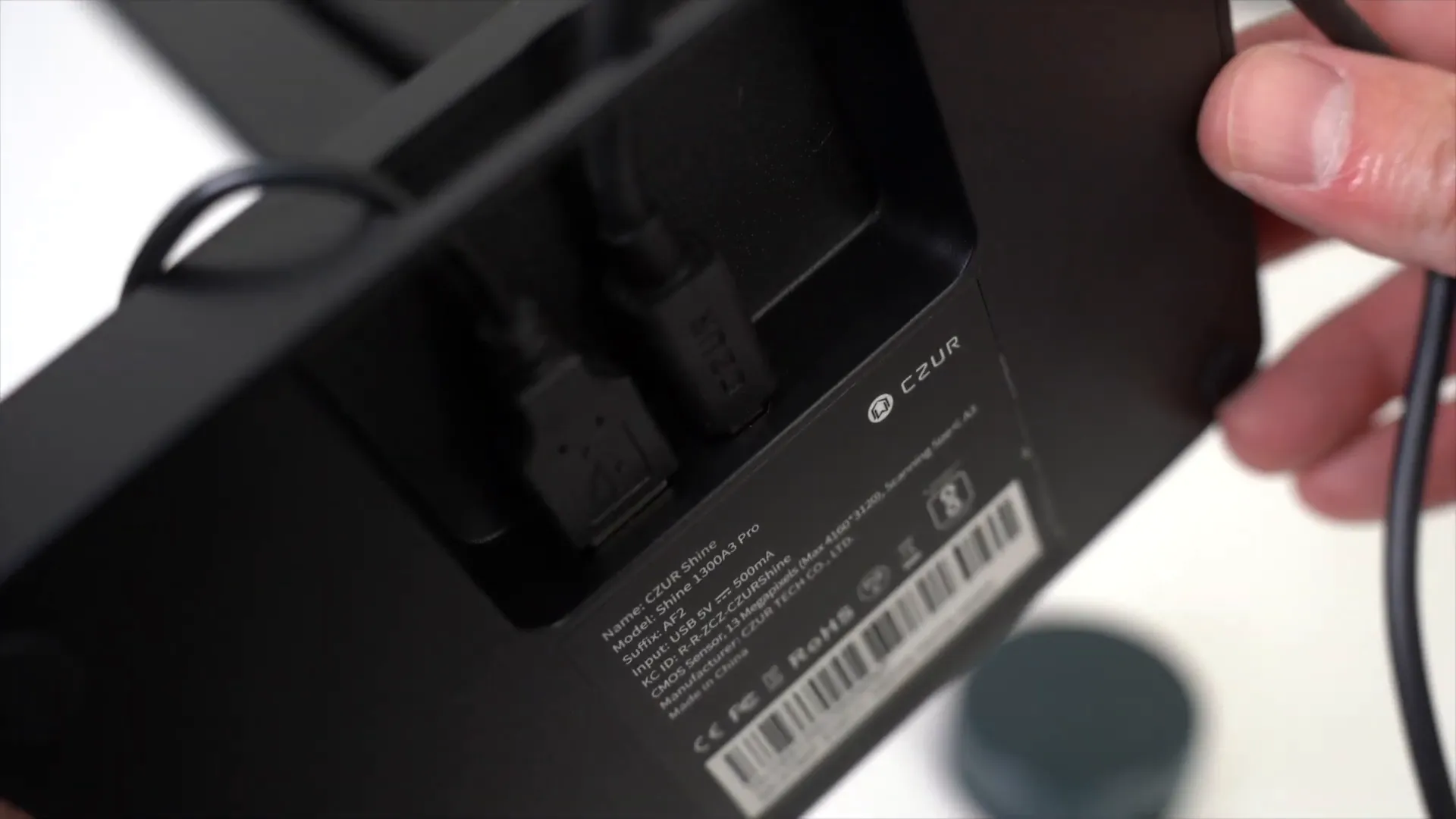 Connecting the scanner to computer with USB cable and adapter