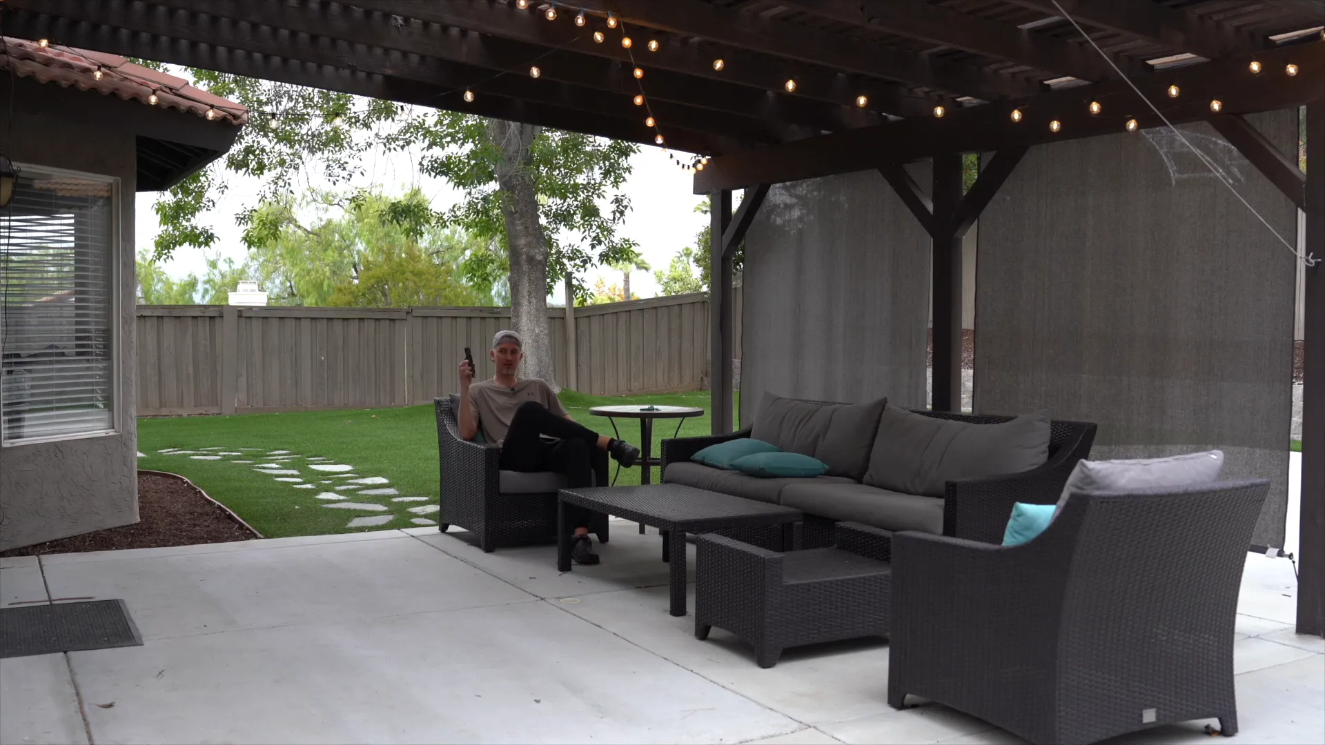 Field test showing mic clipped on shirt and recording outdoors