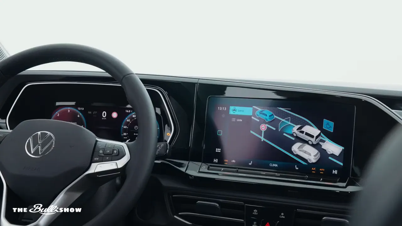 Instrumententafel und Assistenzsysteme im VW Caddy