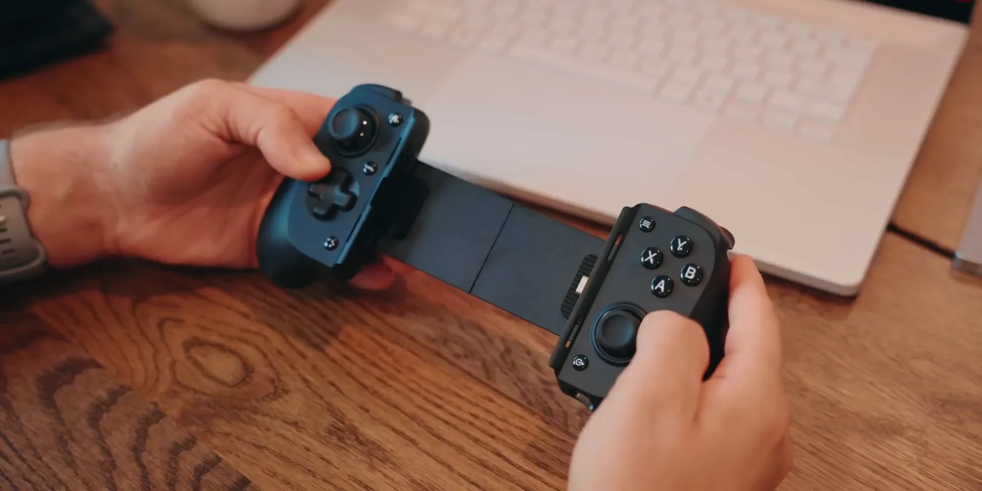 Razer Kishi V3 compact controller