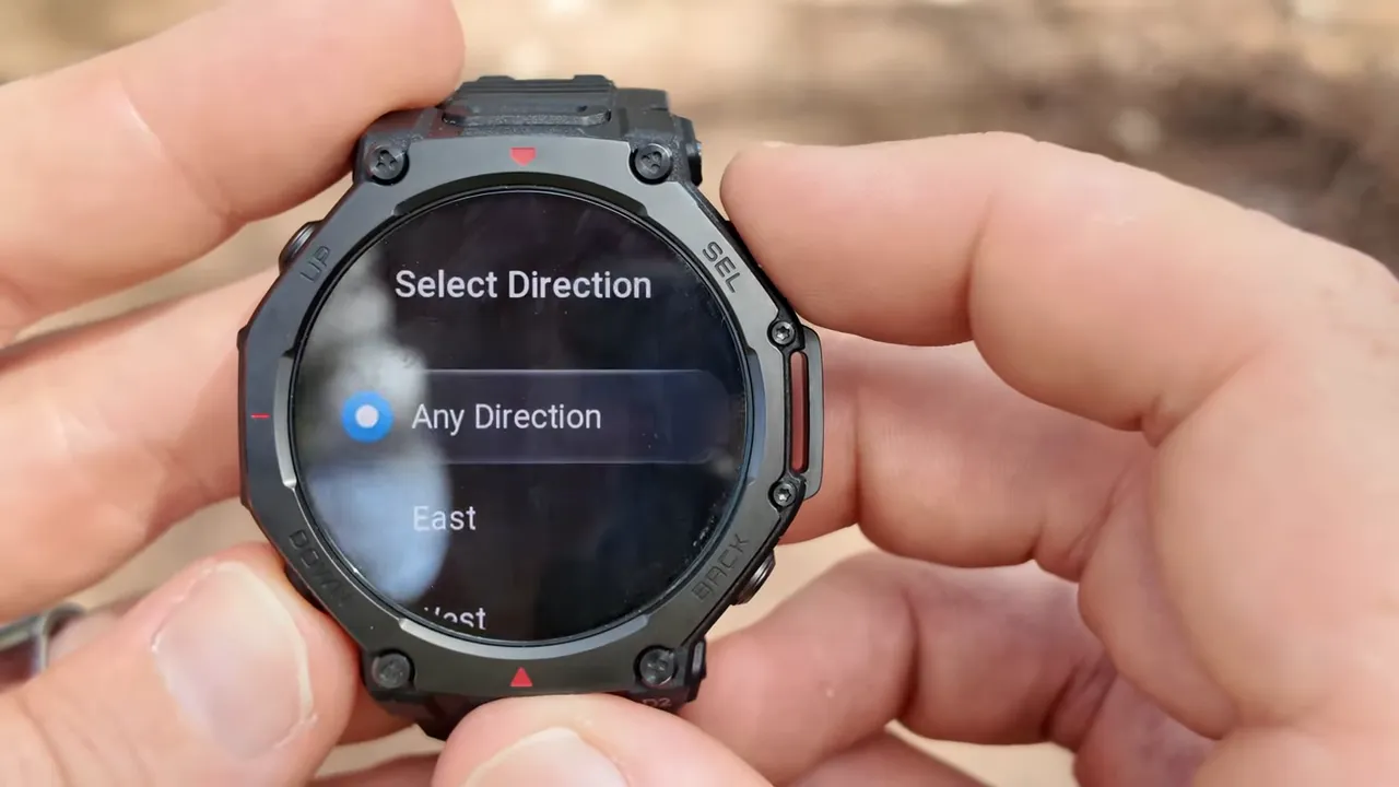 Round-trip route settings with distance and direction options