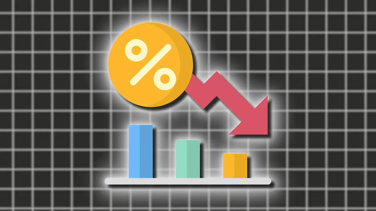 Builder site agent explaining savings