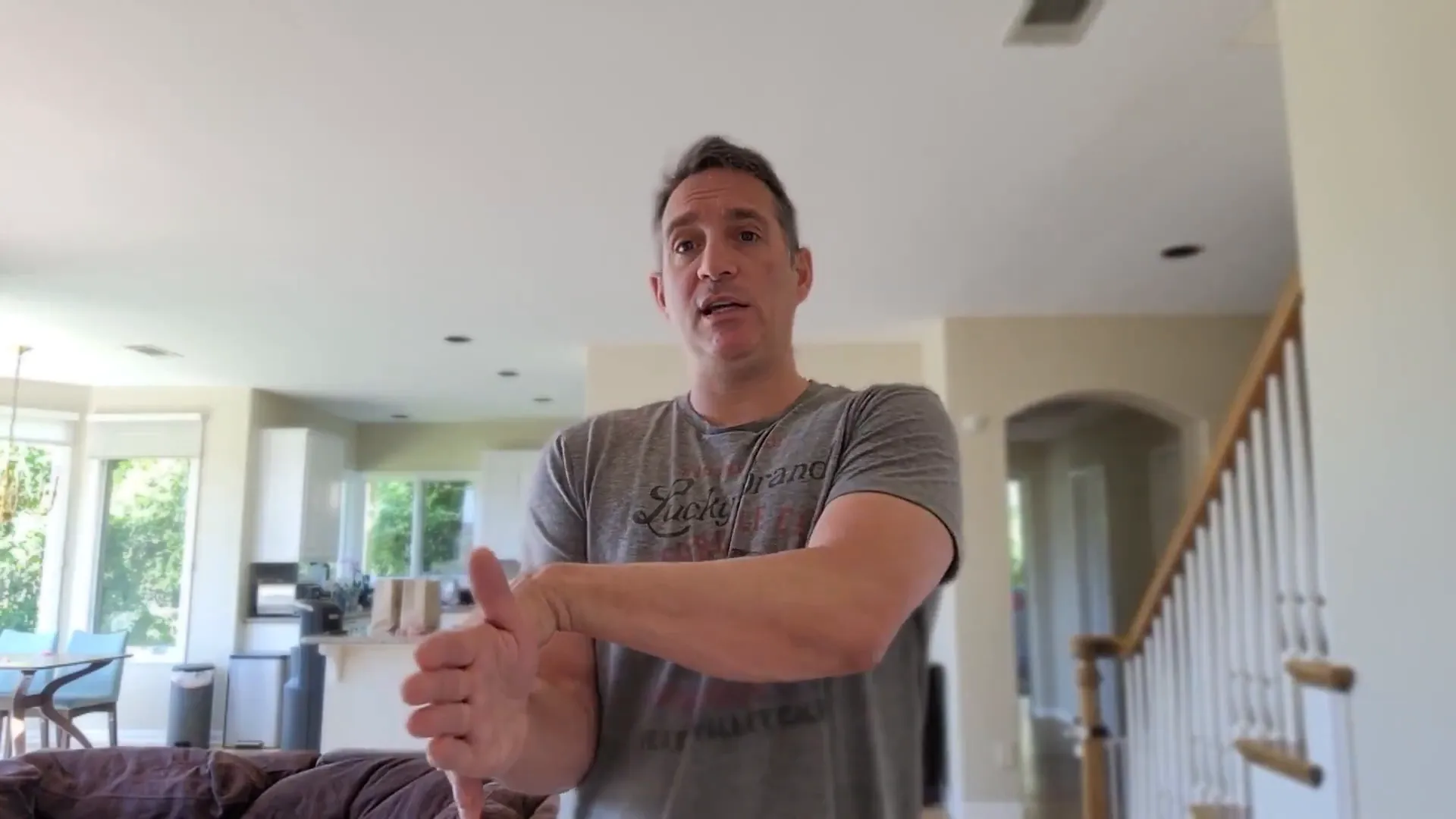 Scott testing shoulder range of motion with resistance