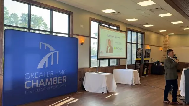 Dennis Castillo greeting the chamber audience