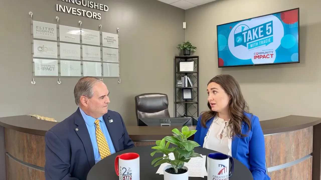 Tracie Kamenoff interviewing Oscar Martinez at Frost Bank studio set