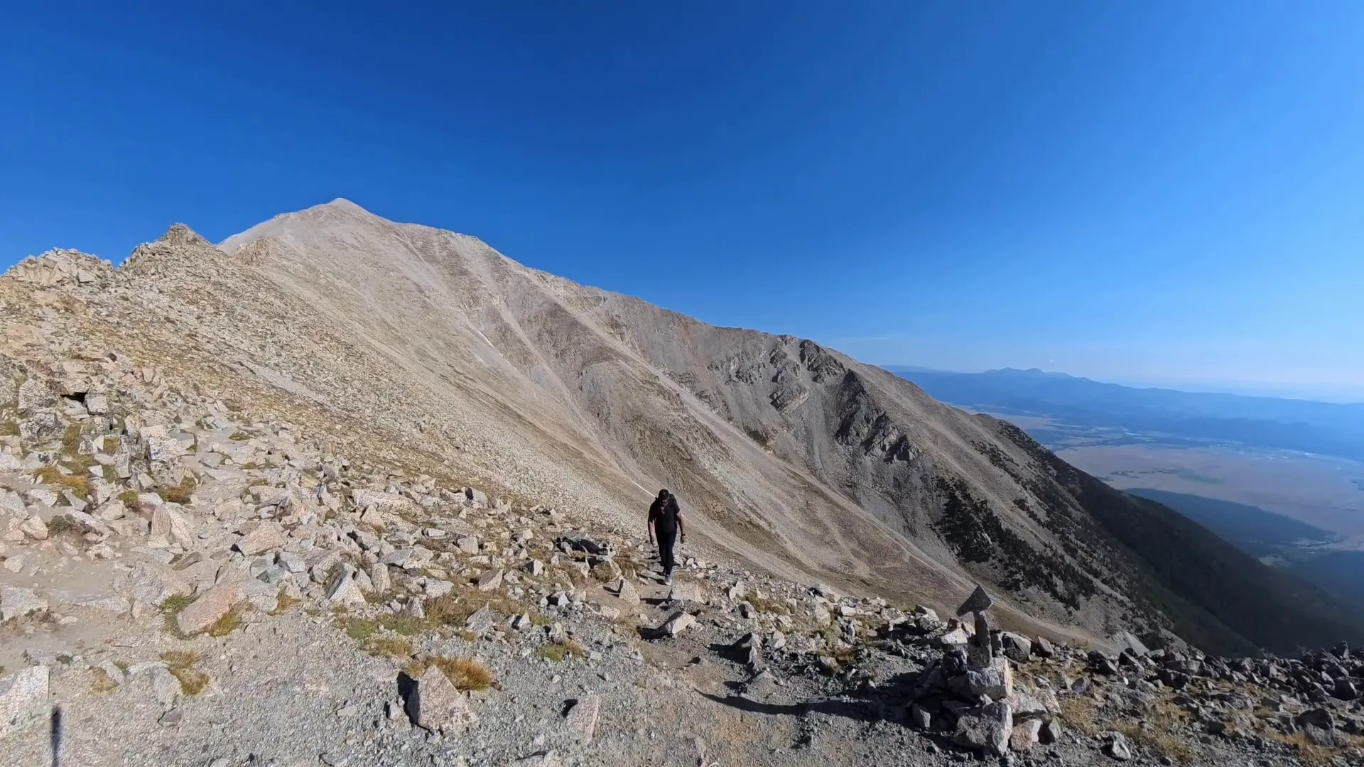 Steep switchbacks leading up the ridge