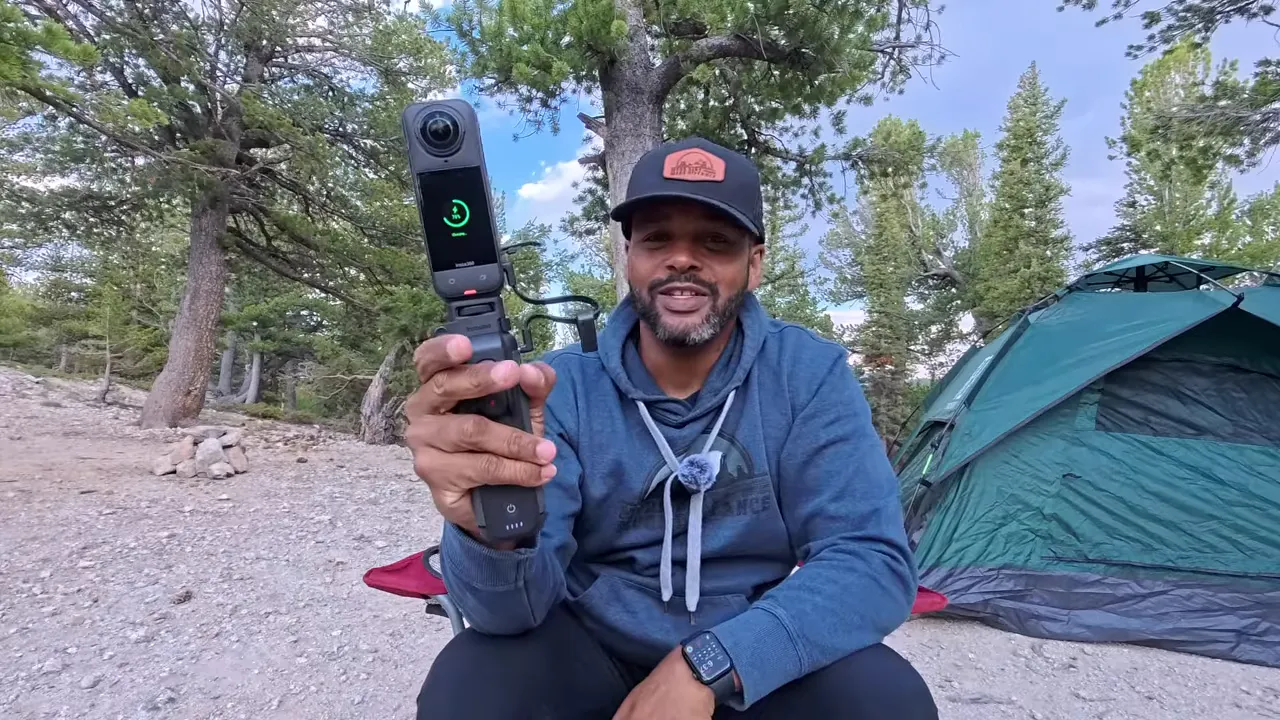 FOMO power handle attached to the X5