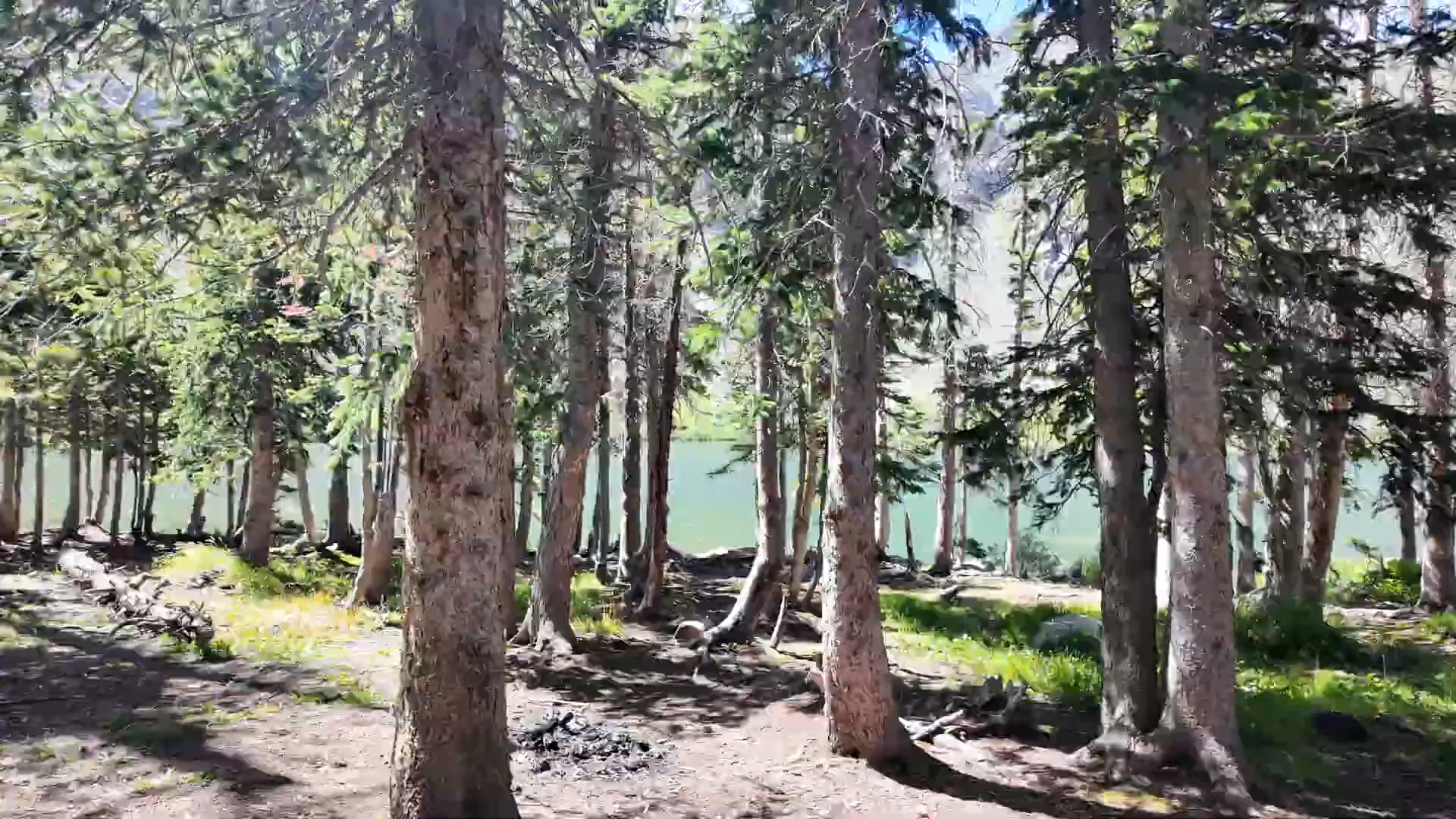 Beautiful clear water at Hermit Lake