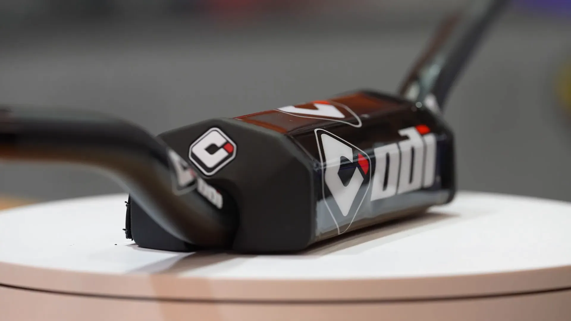Close-up of the anodized finish on the handlebars
