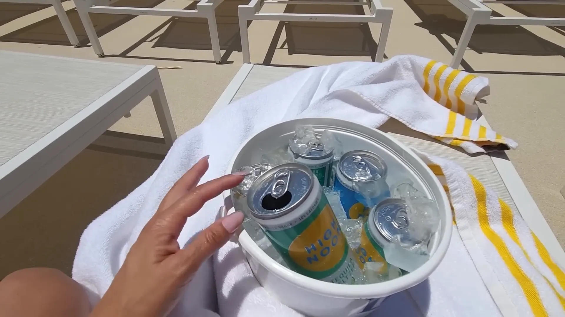 Refreshing drinks by the pool