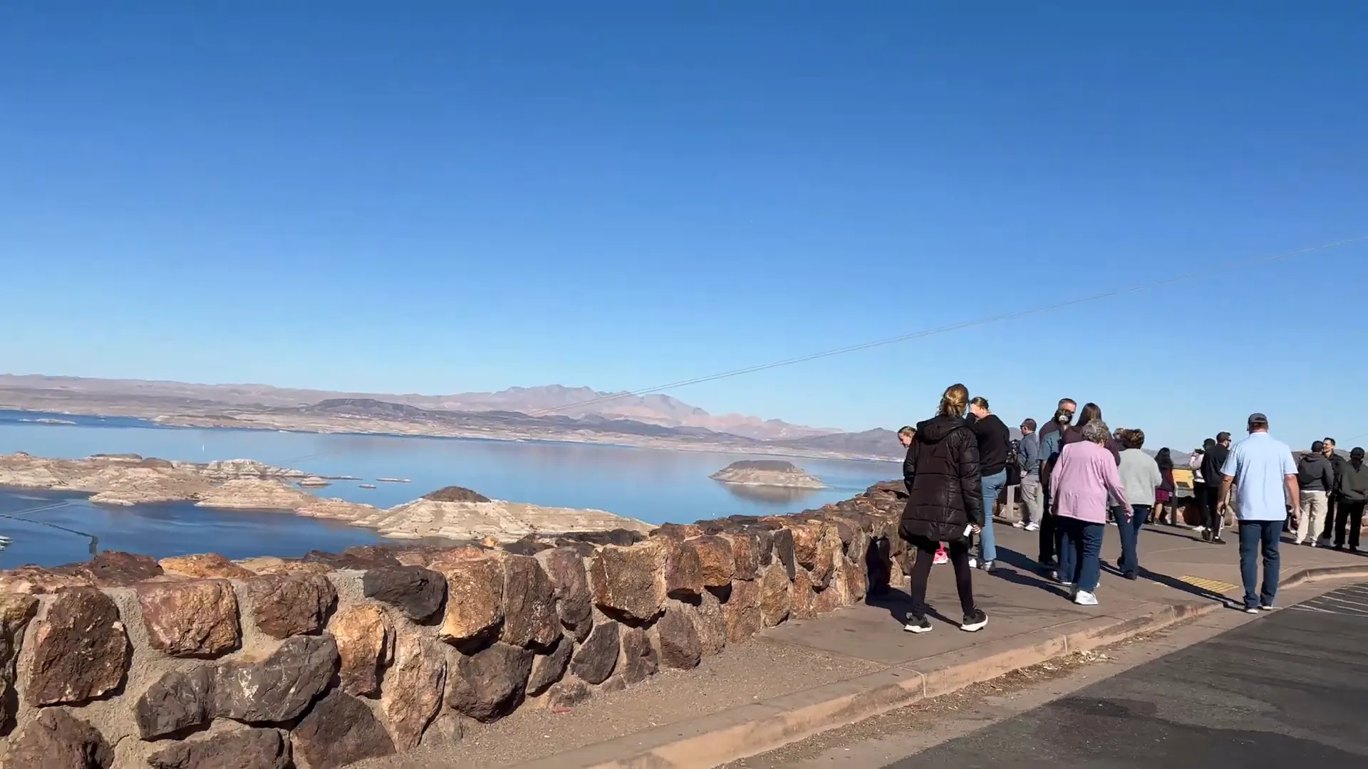 Visitors at Lake Mead Overlook