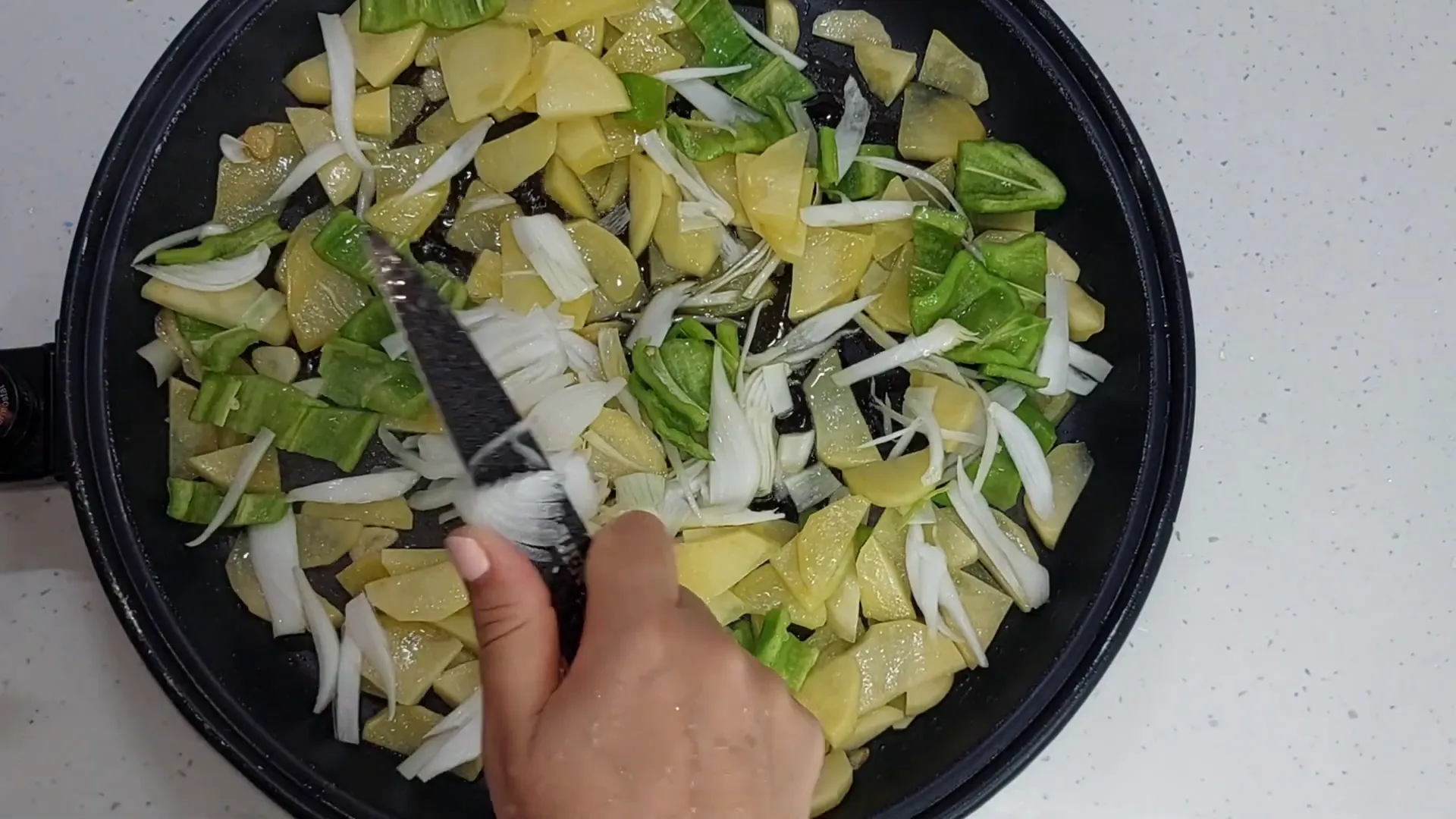 Cocinando las patatas a lo pobre