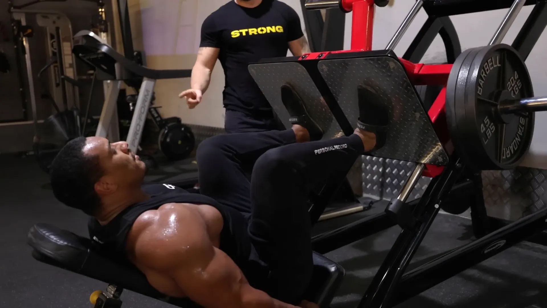 Paused leg press to simulate deadlift bottom position