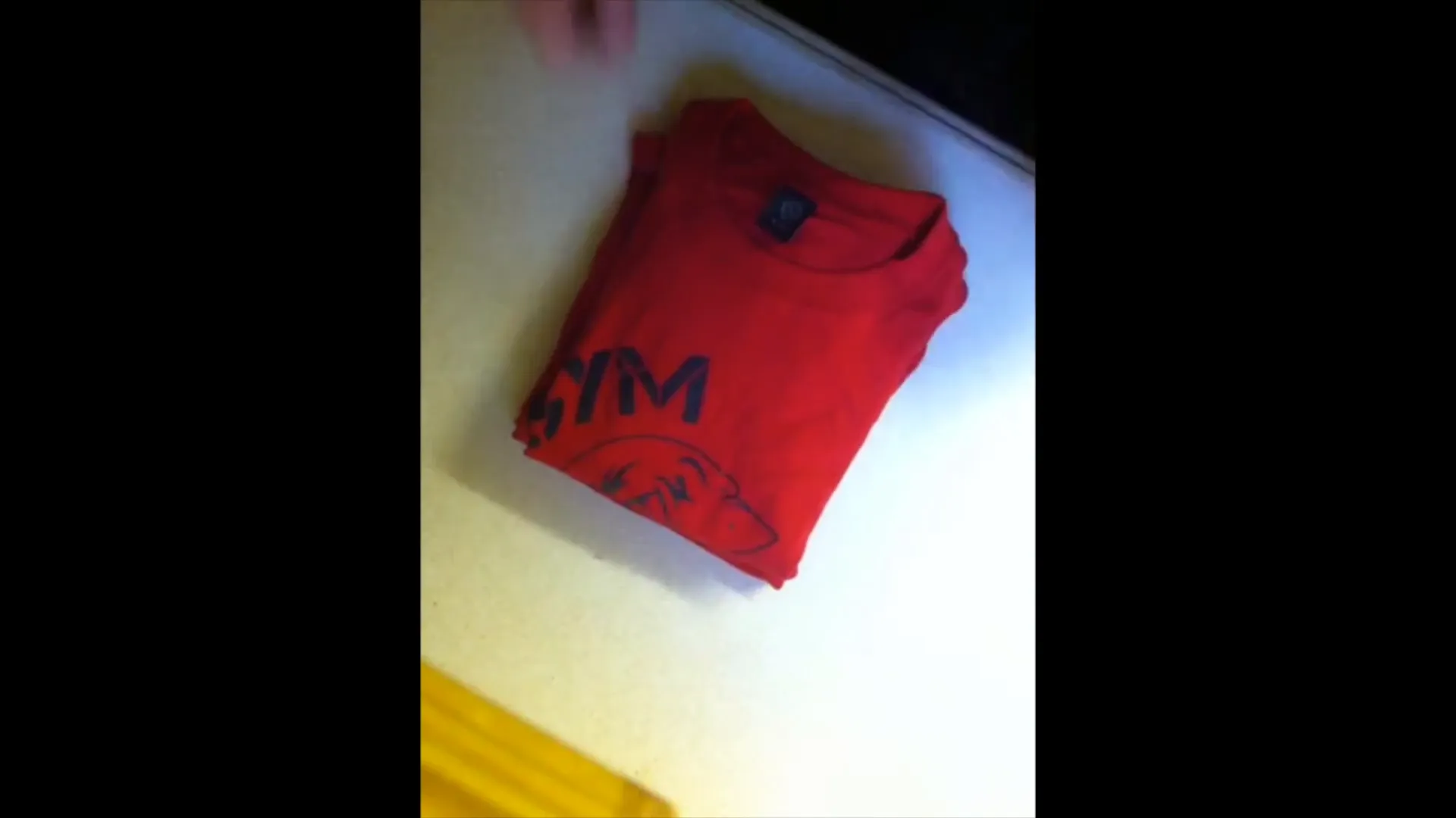 Tutorial on folding Gymshark t-shirts