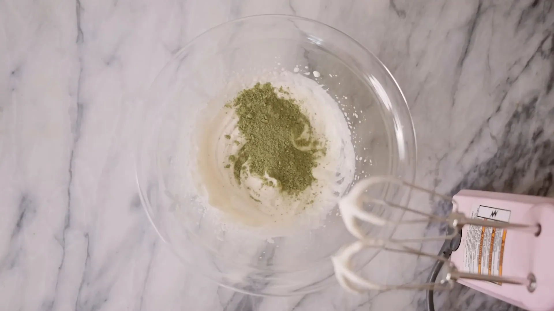 Ingredientes para el Dalgona de Matcha