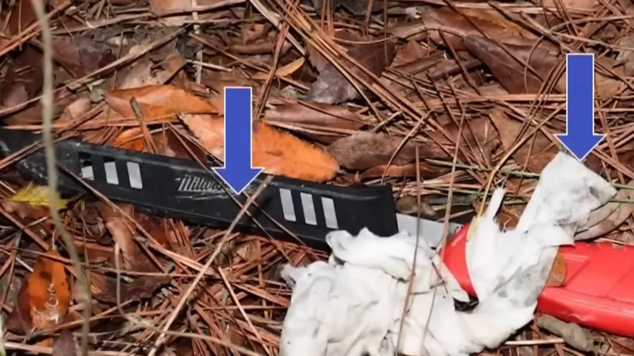 Black tote and worker's knife found near torso site
