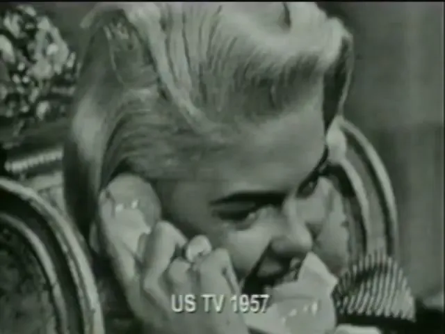 Jane Mansfield discussing her divorce