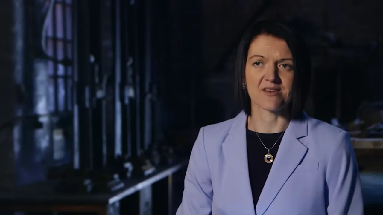 Police inventories: jars and boxes of human remains found inside the Gein house