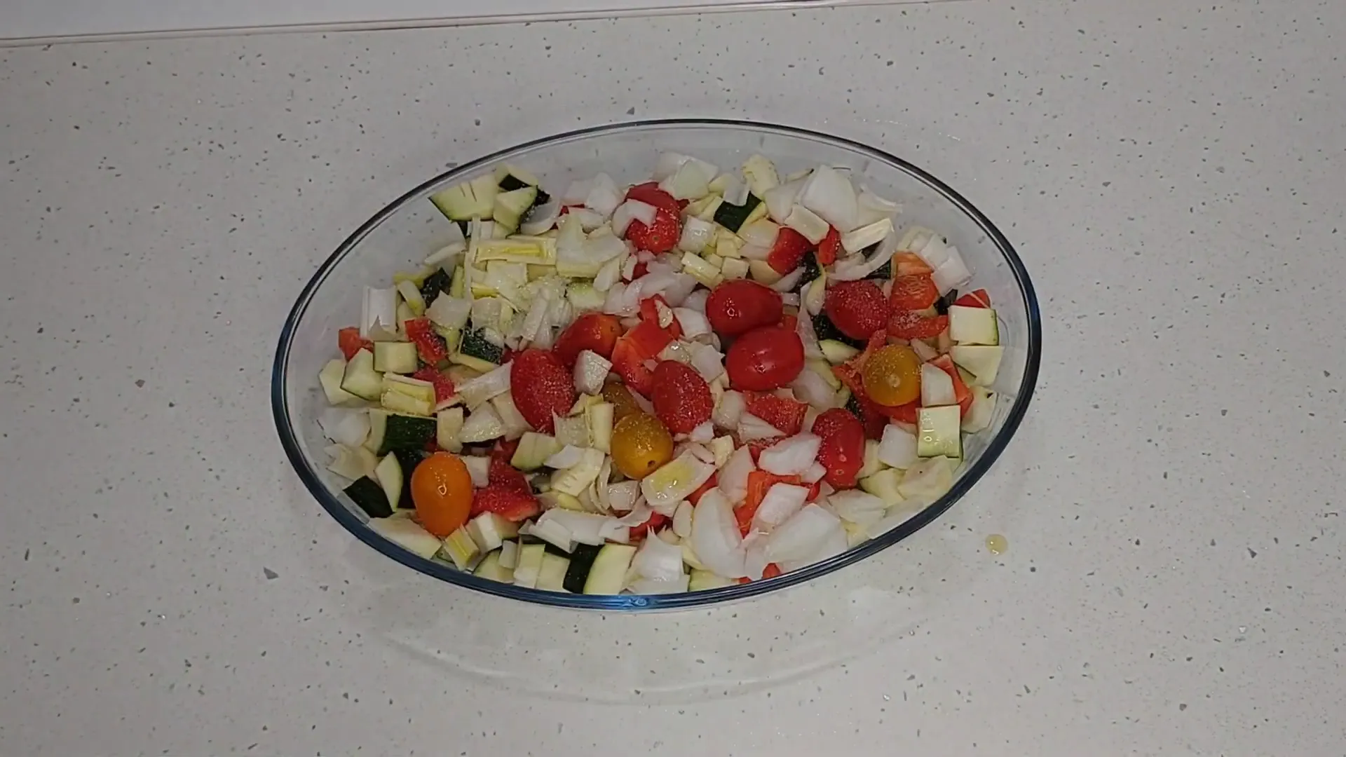 Preparación de las verduras en el recipiente