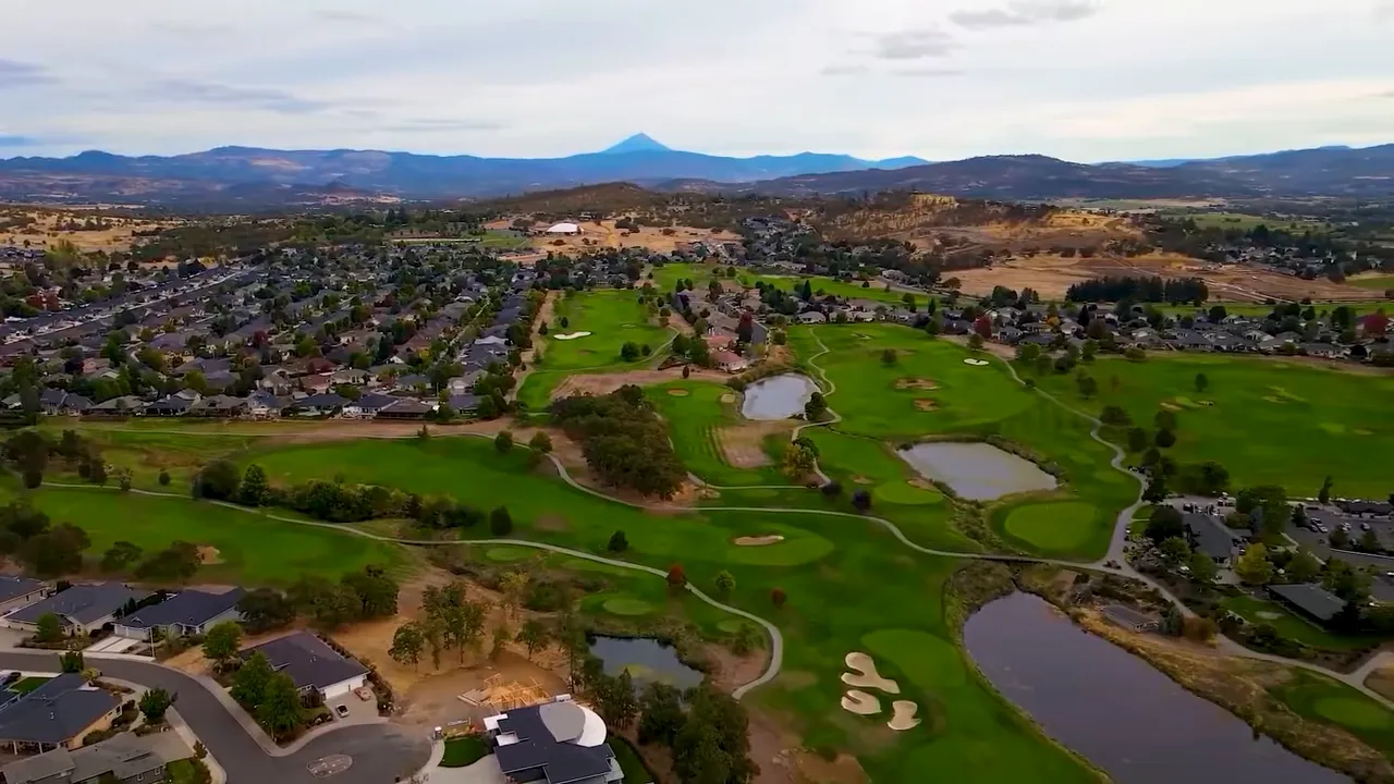 Suburban neighborhood in Southern Oregon
