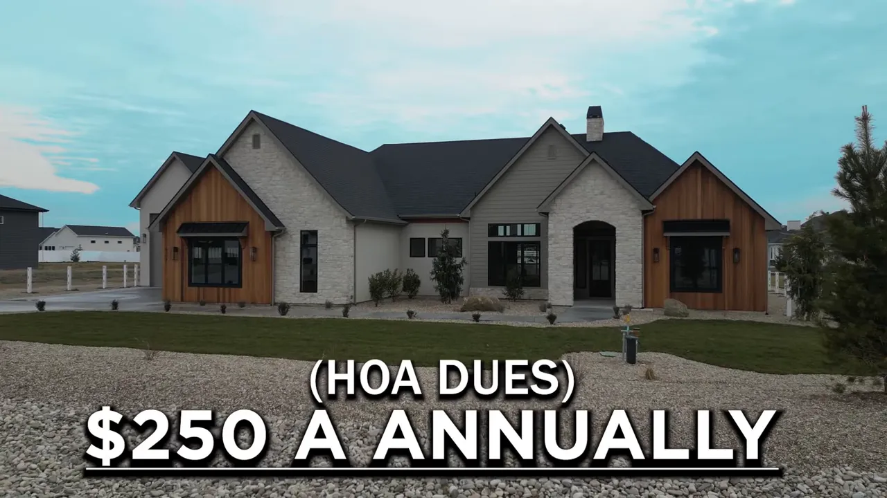 HOA dues shown on screen: $250 per year for a new construction home in Middleton, Idaho