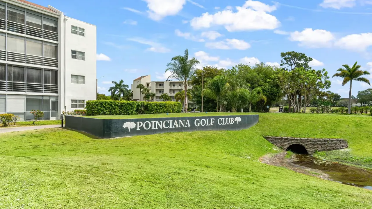 Poinciana Golf Club entrance sign at a local Florida golf course
