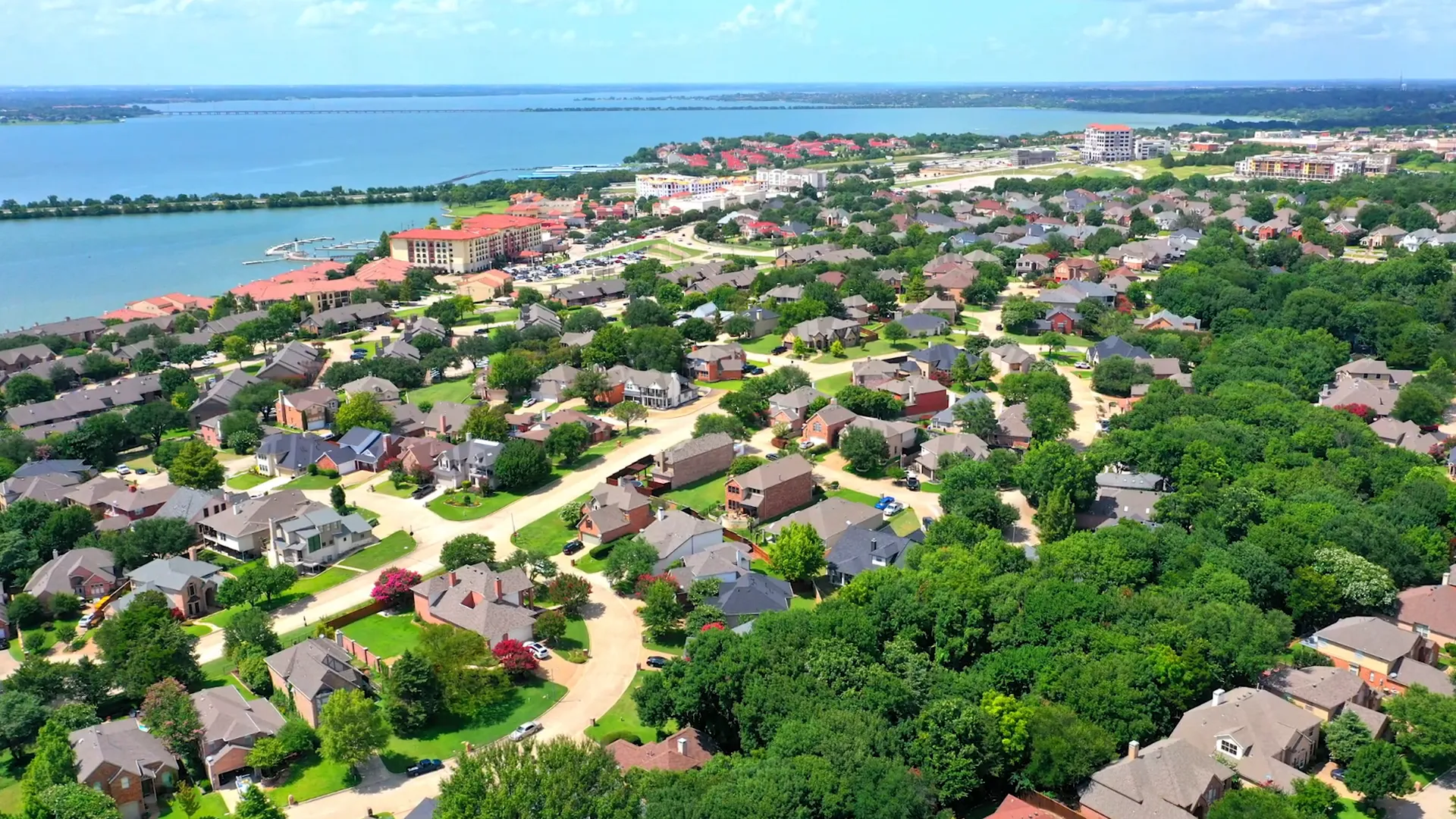 Affordable homes in Rockwall Texas with large lots and low taxes