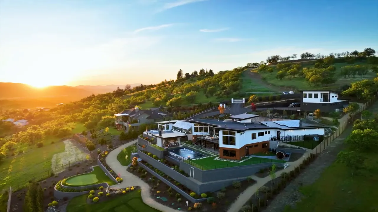 New construction homes on East Medford Foothills overlooking valley