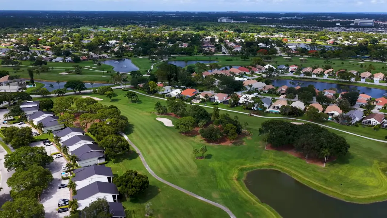 Aerial view of Eastpointe homes and fairways