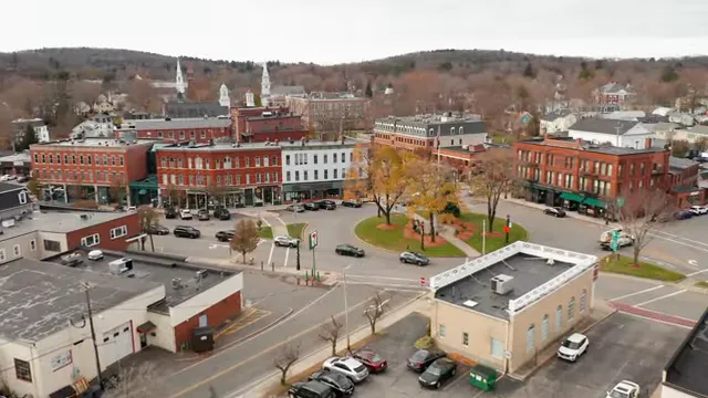 Aerial view of downtown streets surrounding the courthouse square