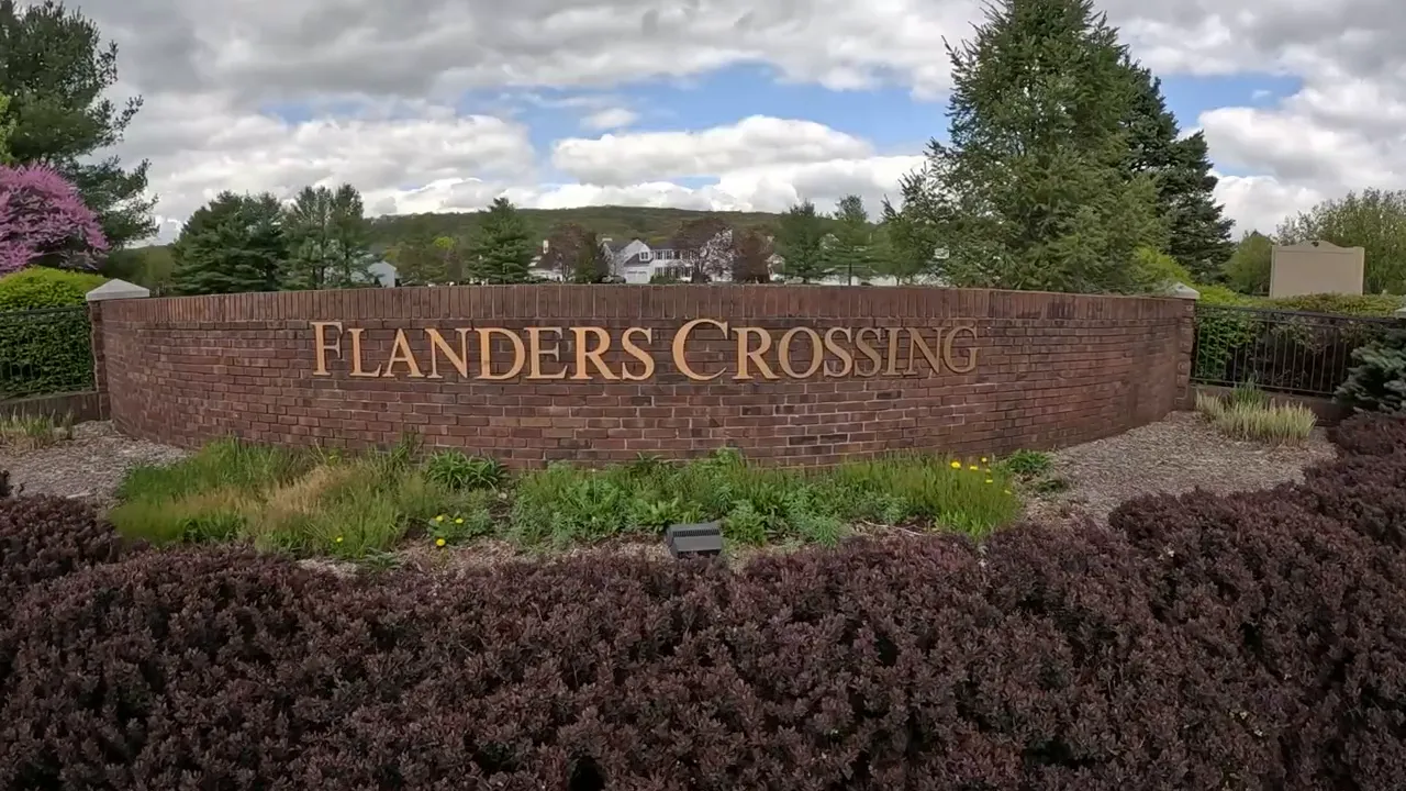 Flanders Crossing neighborhood entrance sign in Mount Olive Township, New Jersey