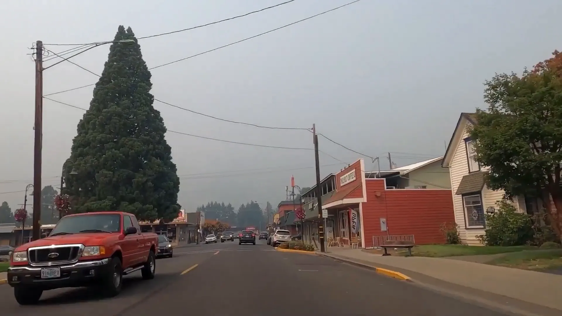 Rogue River main street and local shops