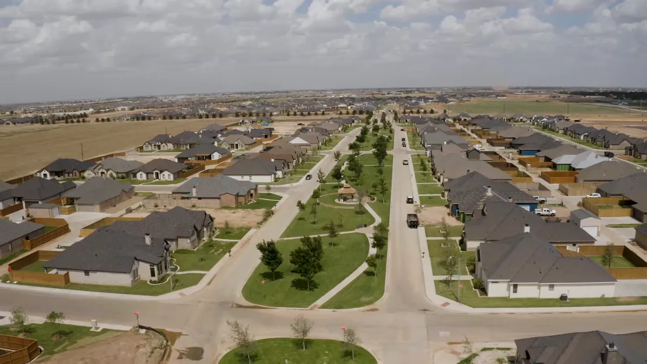 Signing day with happy new homeowners in Lubbock